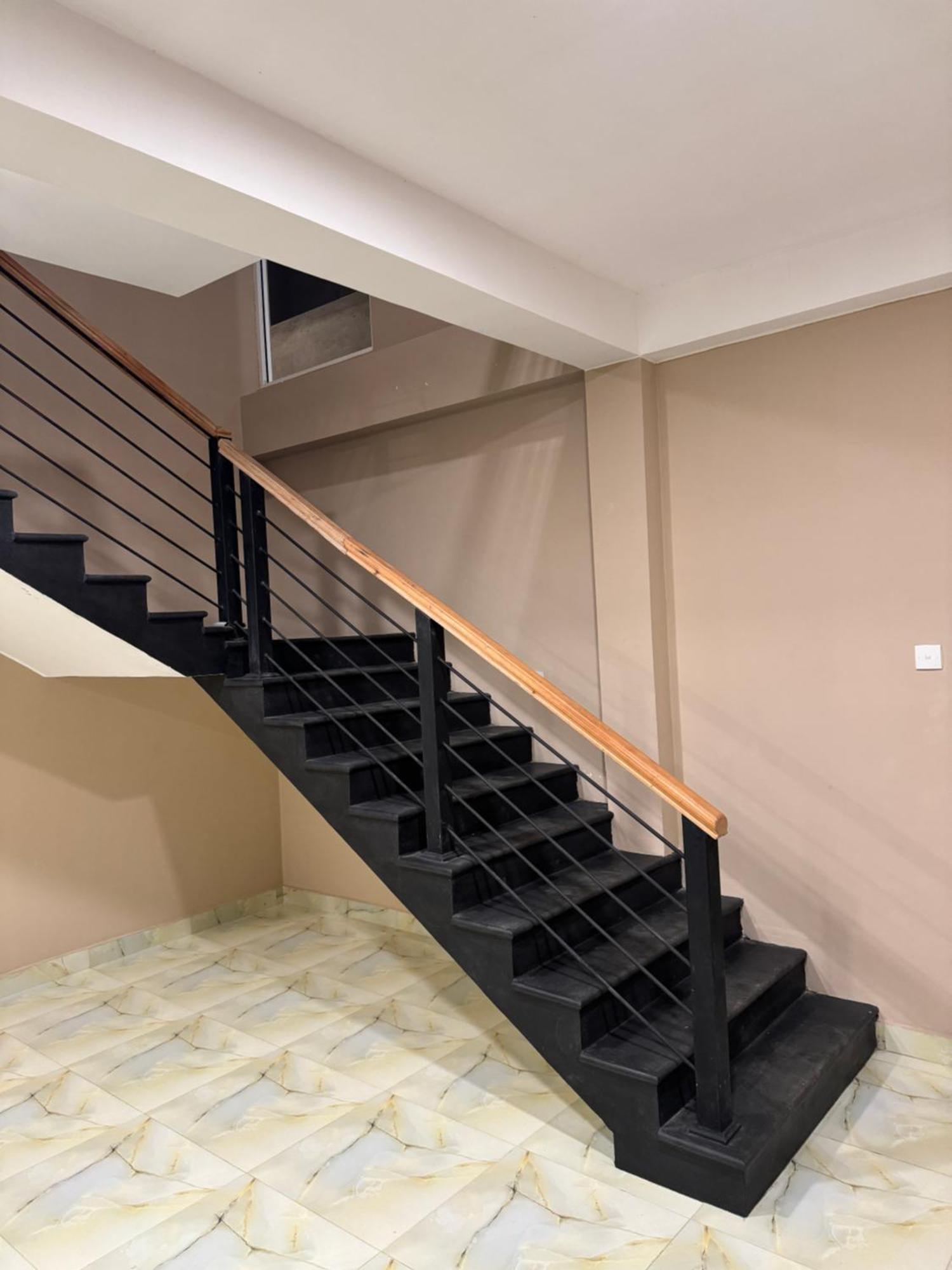 Royal Bliss Hotel نوفارا إيلِيا المظهر الخارجي الصورة